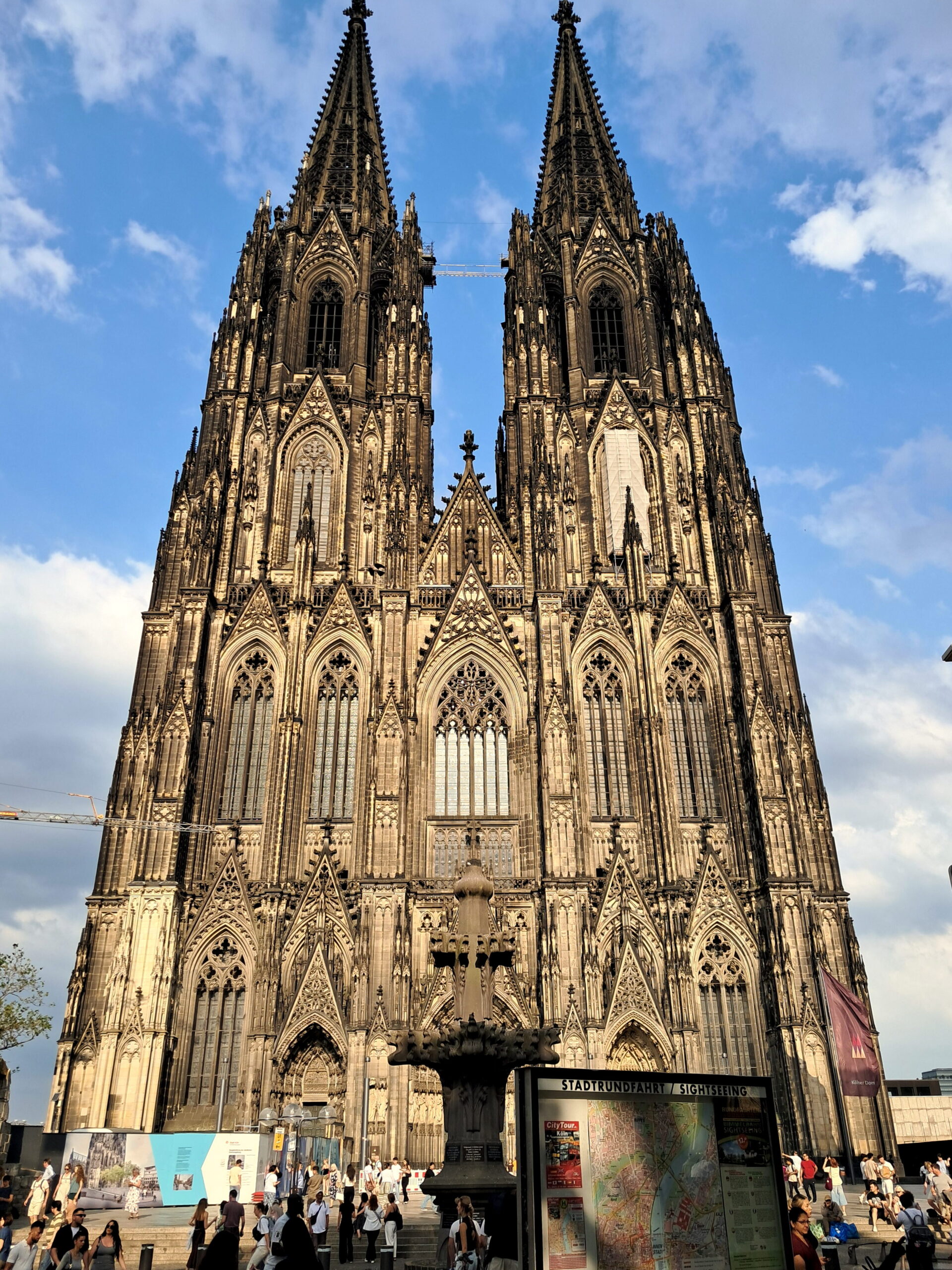 Cologne City Life Surround & Stereo - Image 5